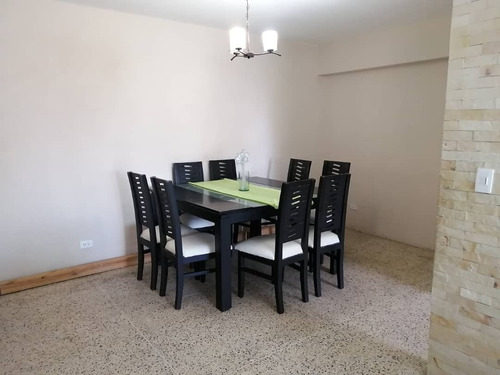 Imagen 7 de 13 de Vendo Apartamento En La Torre Porteña De Puerto La Cruz.