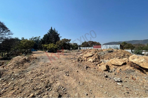 Increíble Terreno En Venta - San Bartolomé Coatepec