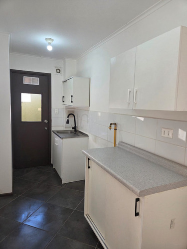 Departamento En Arriendo, Edificio Bicentenario, Las Rastras