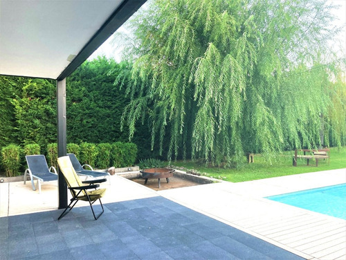 Imagen 7 de 12 de Venta Espectacular Propiedad En Barrio Champagnat Estancias Del Pilar