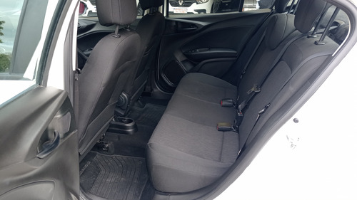 Fiat Cronos 1.3 Drive Mt