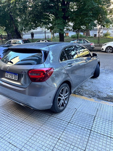 Mercedes-Benz Clase A 1.6 A 200 Urban B.efficiency 156cv