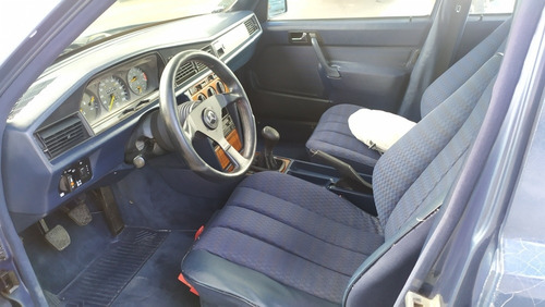 Mercedes Benz 190 E 2.0