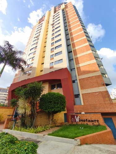 En Alquiler Apartamento Tipo Estudio En Los Mangos, Res. Minotaure Palace Luz Coelho