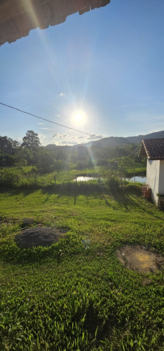 Linda Chácara Com 4533 Metros Em Itapeva Mg