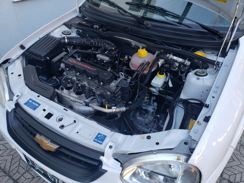 Imagen 15 de 17 de Chevrolet Corsa 2010 1.4 Cargo