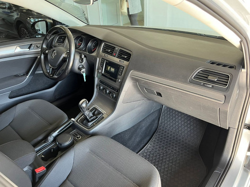 Imagen 12 de 15 de Volkswagen Golf Comfortline 1.4 Dsg Cingolaniconcesionaria