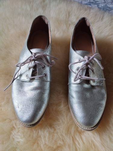 Sapato Arezzo Oxiford Couro Metalizado Prata
