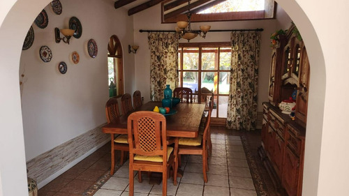 Magnifica Casa Colonial En Hermosa Parcela De Agrado