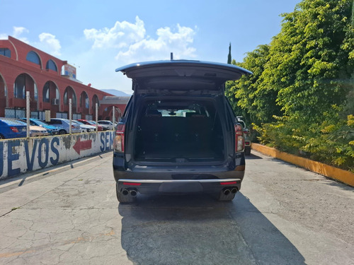 Chevrolet Suburban 6.2 V8 High Country At