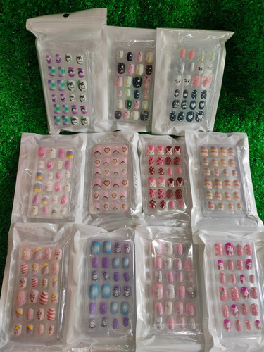 Imagen 1 de 8 de Set De Uñas Postizas Para Niñas Con Pega