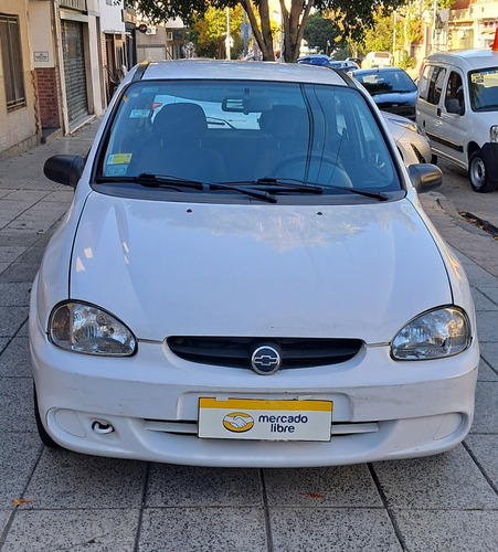 Chevrolet Corsa Classic 1.6 Gl Aa Dh