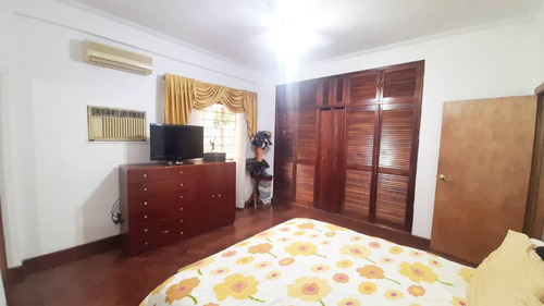 La Florida Parte Alta Casa En Venta De 473m2 Ref. 290.000 Neg