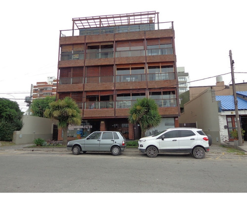 Departamento En Venta En Punta Mogotes Frente Al Mar