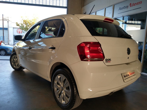 Imagen 4 de 15 de Volkswagen Gol Trend Trendline 1.6 Modelo 2020
