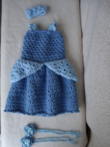 Imagem 2 de 3 de Newborn Princesas Disney Cinderela Branca De Neve Ariel Bela