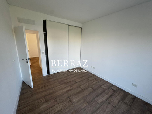 Casa Venta 4 Dormitorios Barrio Santo Tomás Lote De 450 M2 Pilar
