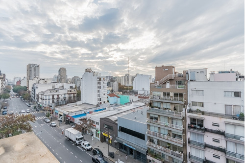Imagen 11 de 30 de Venta Departamento Muy Luminoso De 4 Ambientes Con Dependencia En Balvanera