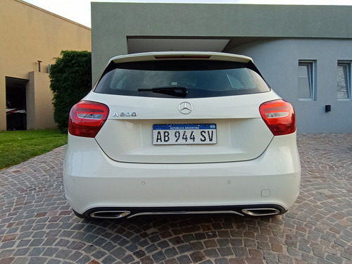 Mercedes-Benz Clase CLA 1.6 Cla200 Coupe Urban 156cv At