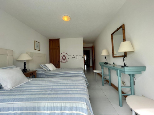 Excepcional Penthouse En Primera Linea De La Brava!- Ref: 2528