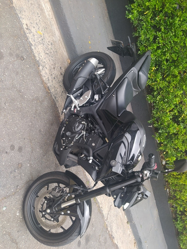 Imagem 4 de 8 de Yamaha Mt 03
