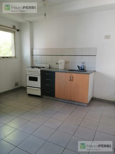 Imagen 4 de 10 de Departamento - La Plata