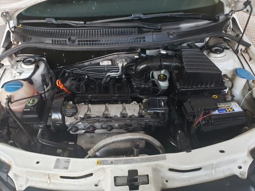 Volkswagen Gol Trend 1.6 Trendline 101cv 2015