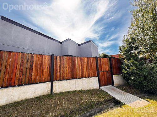 Venta De Casa En Barrioparque Matheu