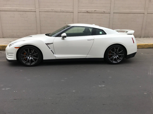 Nissan Gtr Biturbo Premium 2015 (nuevo, De Coleccion)