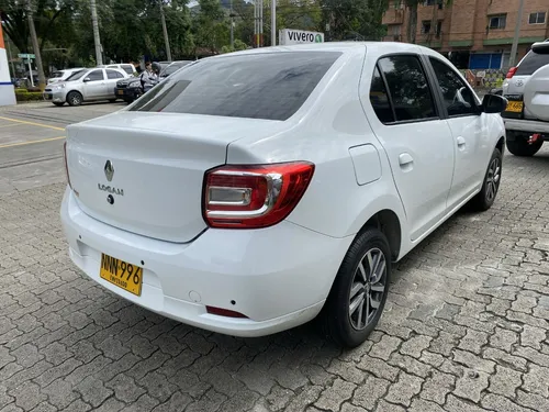 Renault Logan 1.6 Zen Mecánico
