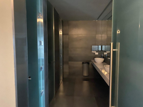 Venta De Departamento De 2 Ambientes En Yrigoyen Boulevard
