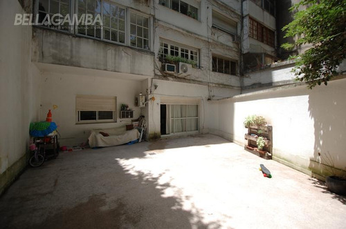 Imagen 18 de 21 de Departamento De 4 Ambientes Y Gran Patio En Recoleta