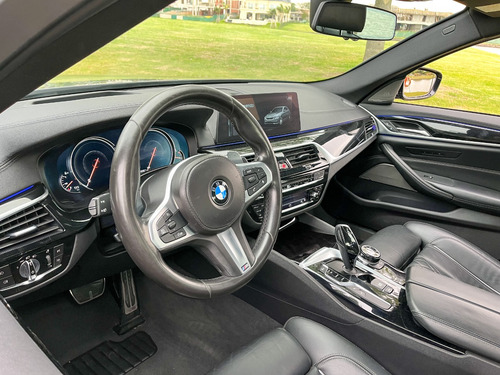 BMW Serie 5 3.0 535i Sedan M Package 306cv