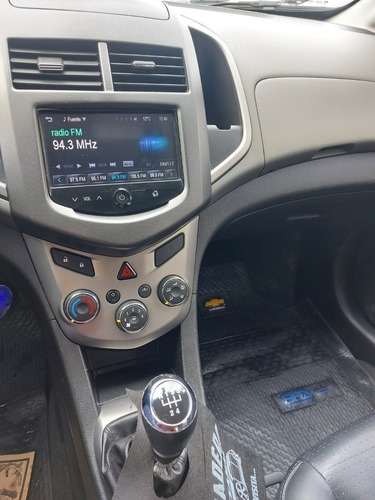 Imagen 4 de 12 de Chevrolet Sonic