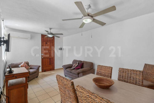 Departamento En Venta En Villa Hamburgo, Versalles, Puerto Vallarta