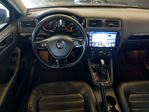 Volkswagen Jetta Highline 2.0 TSI 16V 4p Tiptronic