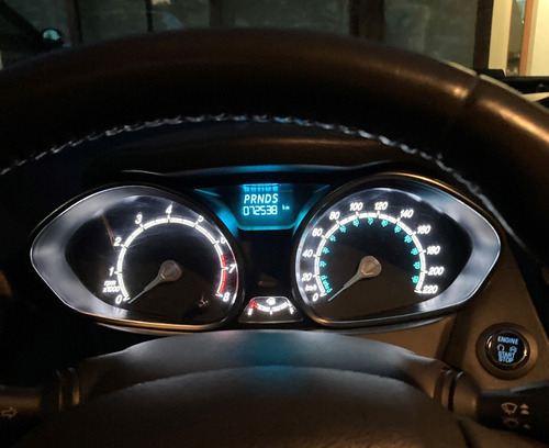 Imagen 2 de 4 de Ford Fiesta Titanium At