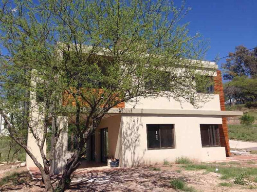 Oportunidad! Venta 3 Dorm Bº Los Carolinos