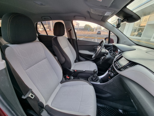 Imagen 14 de 17 de Chevrolet Tracker 1.8 Ltz Mt Ga