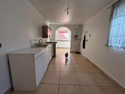 Arriendo Casa De 3d2b En Maipu Sector Av El Rosal Con Calle