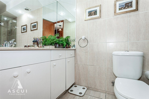 Departamento En Venta De 4 Dorm. En Las Condes