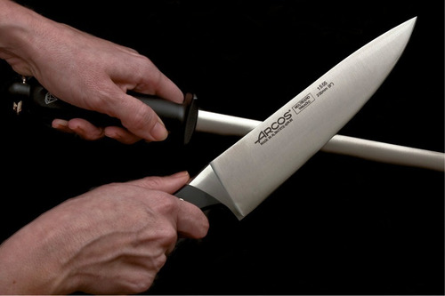 Gadgets Profesionales Pinza para Pescado Arcos Chairas Afilador manual de cuchillos Cuerpo de Acero al Carbono recubierto 