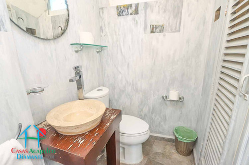 Cad Laureles 1004. De Playa. Terraza Con Vista Al Mar