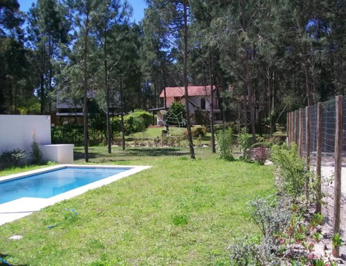 Casa De 4 Dormitorios Dentro Del Complejo Solanas.