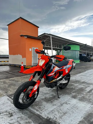 Ktm 690 Smc R 2023