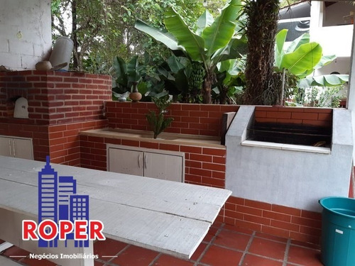 Linda Chácara De 2.200 Metros Com Escritura, Aceita Financiamento À Venda No Centro De Arujá. - Ch00979 - 69474353