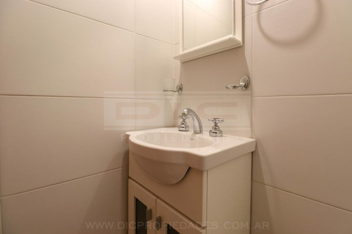 Departamento 3 Dormitorios Venta - Olivos