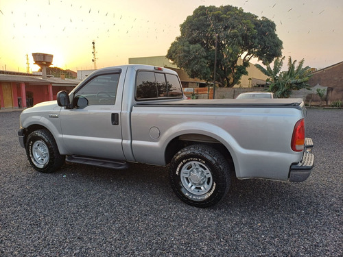 Ford F-250 XLT 3.9 4x2 Diesel TB