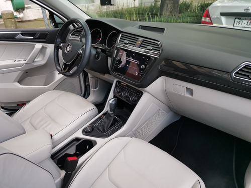 Imagen 13 de 15 de Volkswagen Tiguan 2019 2.0 Highline At