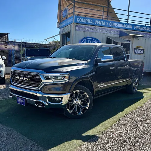 RAM Ram 1500 5.7 Hemi Limited 4X4 At
